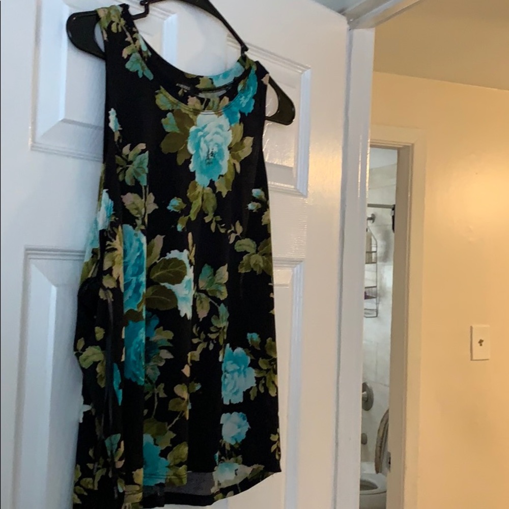 Forever 21 floral tank top